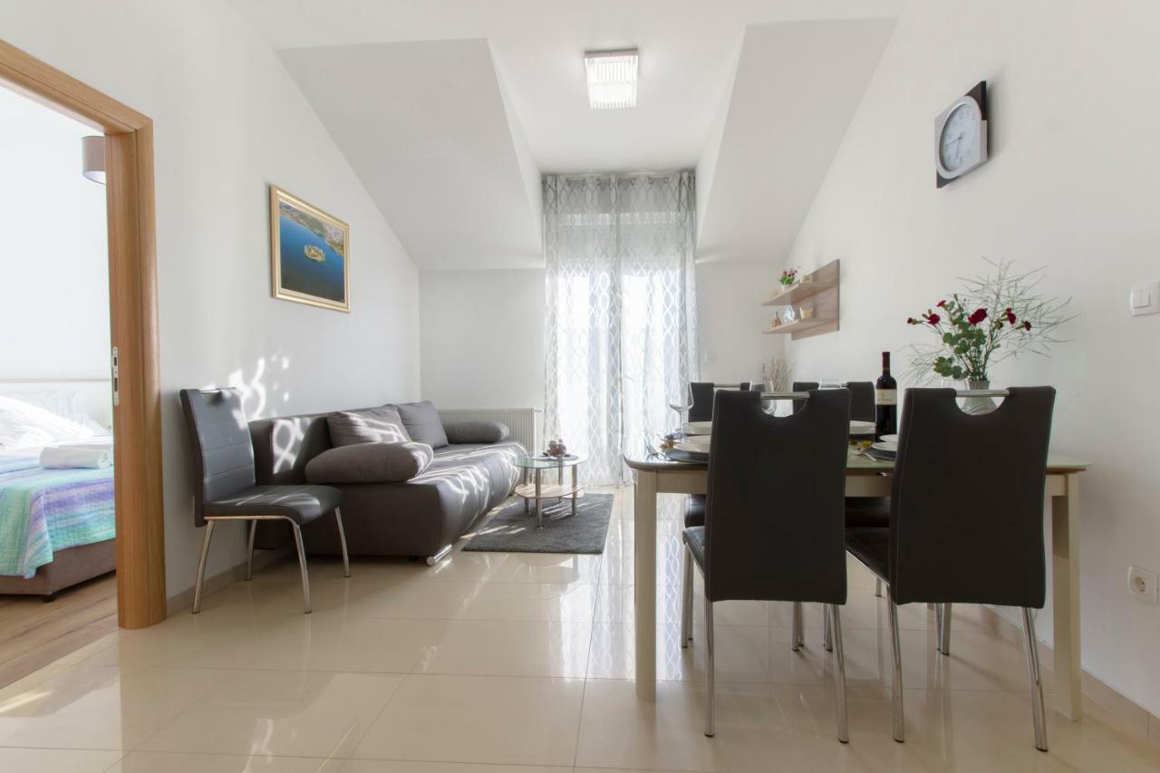 Apartmani Skelin***/**** Kaštela Exteriér fotografie