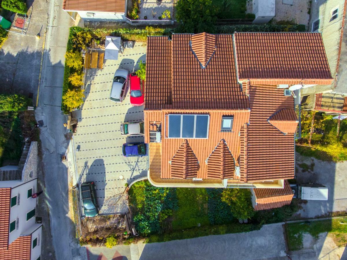 Apartmani Skelin***/**** Kaštela Exteriér fotografie